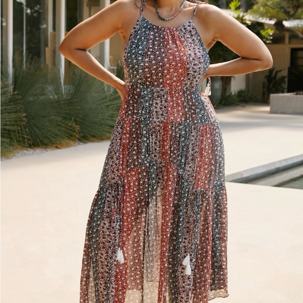 ✨NWT BY ANTHROPOLOGIE SHIRRED A-LINE TIERED DRESS. 🌷Beautiful 🌷 size small✨